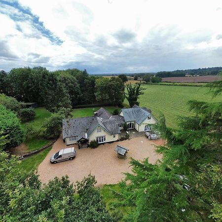 Brownhills Villa Eaton  Bagian luar foto