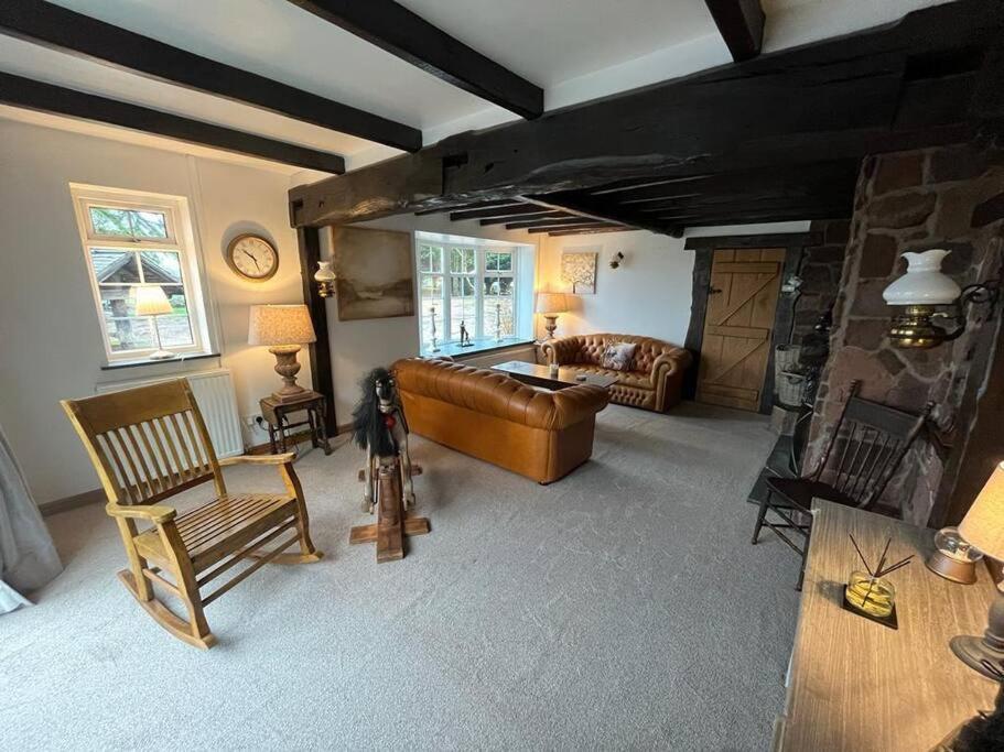 Brownhills Villa Eaton  Bagian luar foto