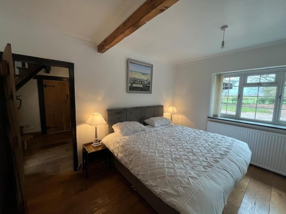 Brownhills Villa Eaton  Bagian luar foto
