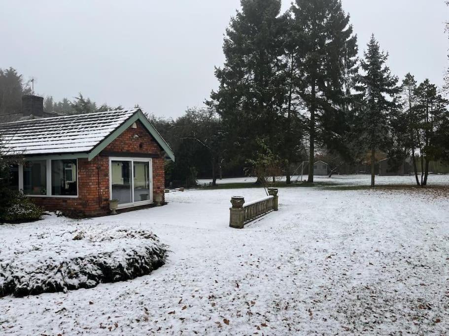 Brownhills Villa Eaton  Bagian luar foto