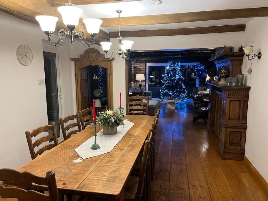 Brownhills Villa Eaton  Bagian luar foto